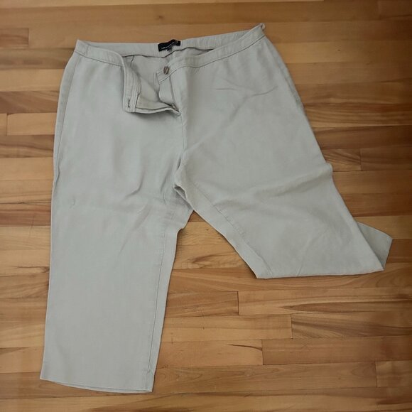 Linen pants by Laura plus in beige - Picture 1 of 4